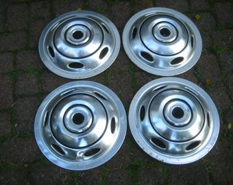 Simulator Truck 18 inch 6 Hole Hub Caps Set of  (4). Make Unknown.