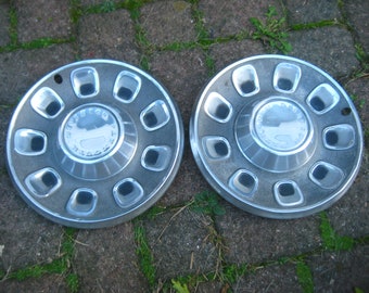 Plymouth Division 14 inch 1968-69 Hub Caps (2).
