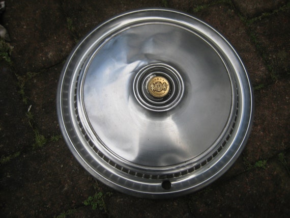Old chrysler hubcaps deals