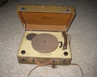 Birch Portable Phonograph Model IS34 ?