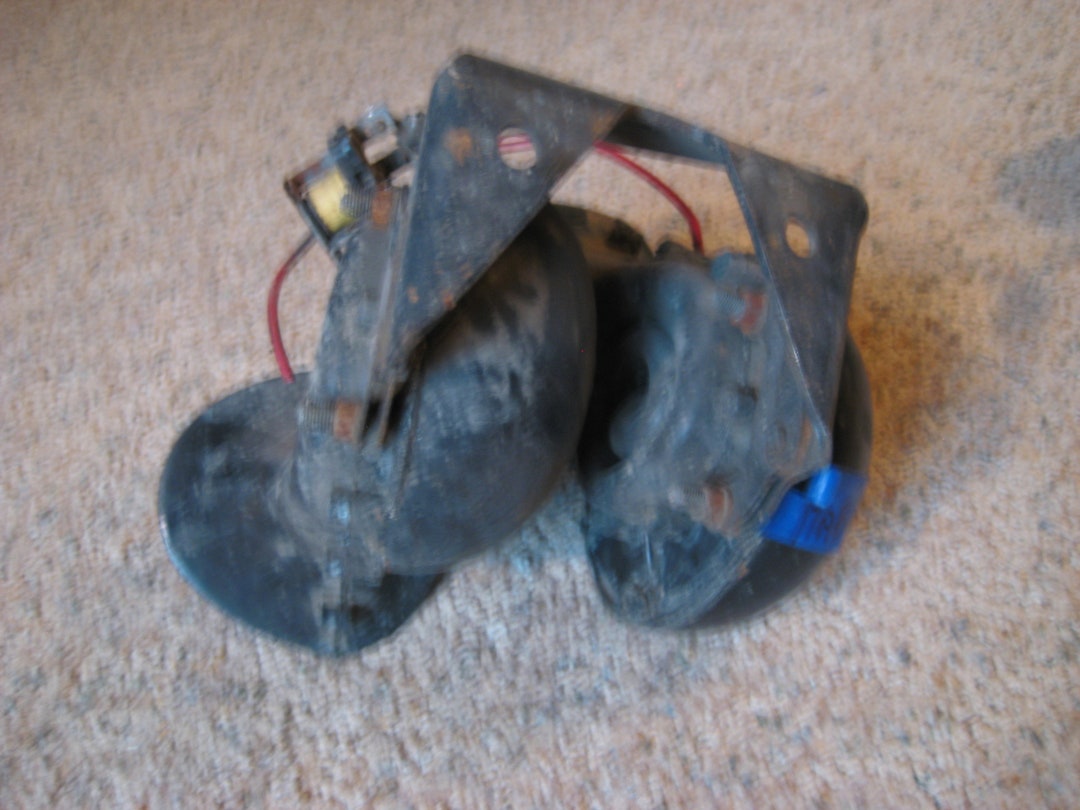 Snail Car / Truck Horn. Duel Horns. Autolite HAB 61 Low HAB 60 High