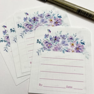 Lila Blumenmuster zum Aufbügeln