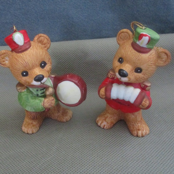 Vintage Homco Christmas bears playing instruments 5553 Home Interior figurine porcelain tree ornament set of two Drum Concertina Replacement