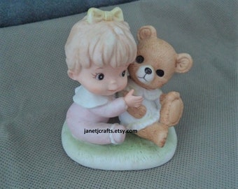 Vintage Homco Home Interior ,1424 Girl figurine with teddy bear, 1980's nick knack JanetJcrafts