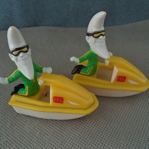 Vintage McDonald&#39;s Happy Meal toy ,1990&#39;s Mac Tonight ,set of two ,Fast food toy, Yellow watermobile ,Replacement ,pretend toy