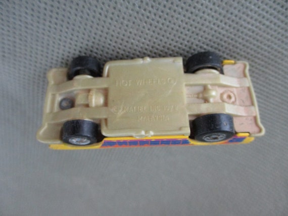 Vintage Hot Wheels ,yellow 1957 Chevy , Diecast Car , Hot Wheels