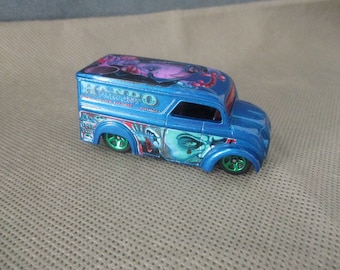 Hot Wheels Dairy Delivery Hando 2003 Crazed Clown Metallic Blue 1
