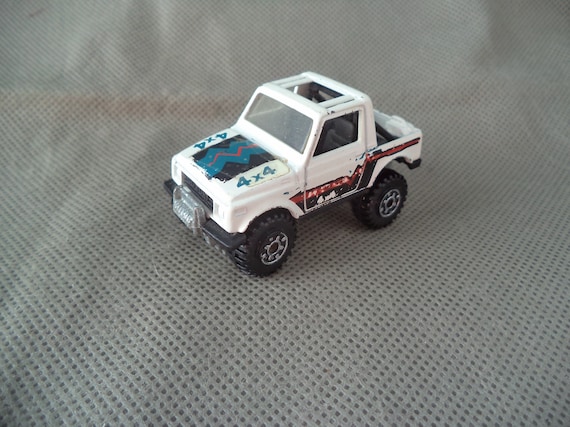 hot wheels suzuki samurai