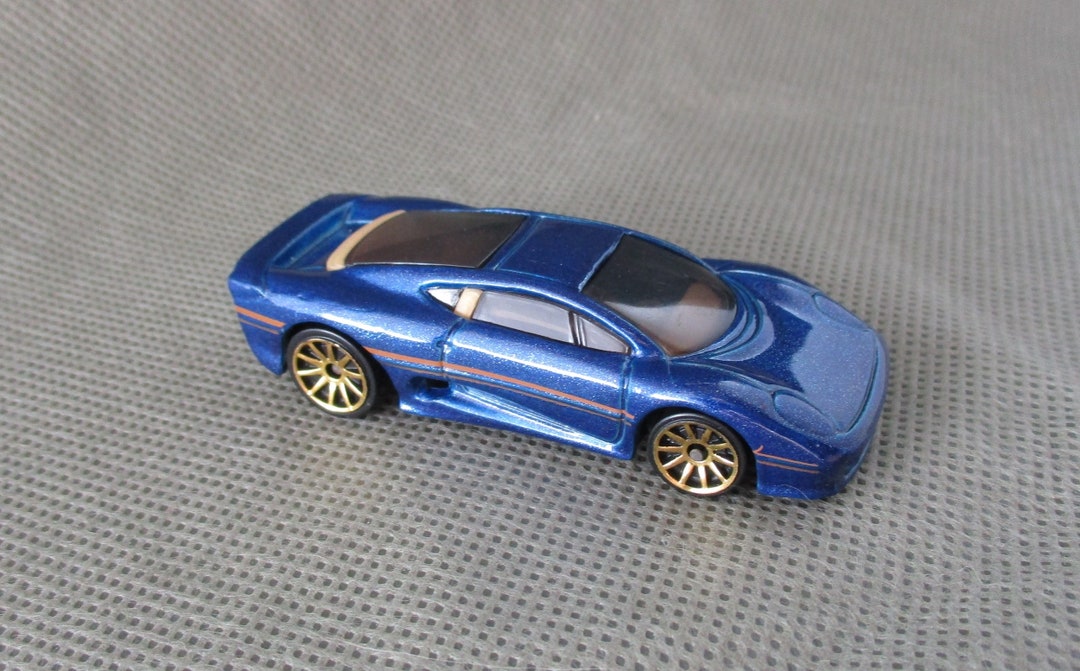 Vintage Hot Wheels Jaguar , Rare Blue 1992 Diecast Car , Dark Blue