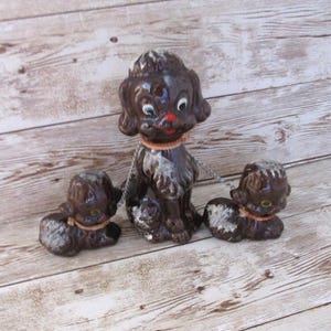 Vintage Redware Japan Mother Poodle figurines  With two puppies on a Chain Figurine Brown dog figurine Set of three janetjcrafts