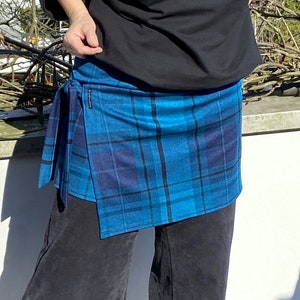 Cacheur checked wrap skirt made of Romanite jersey, ZWEIWERK image 9