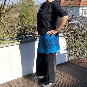 Cacheur checked wrap skirt made of Romanite jersey, ZWEIWERK image 7