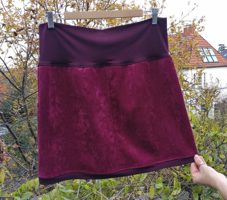 CORDROCK skirt The bordeaux-coloured fine cord ZWEIWERK