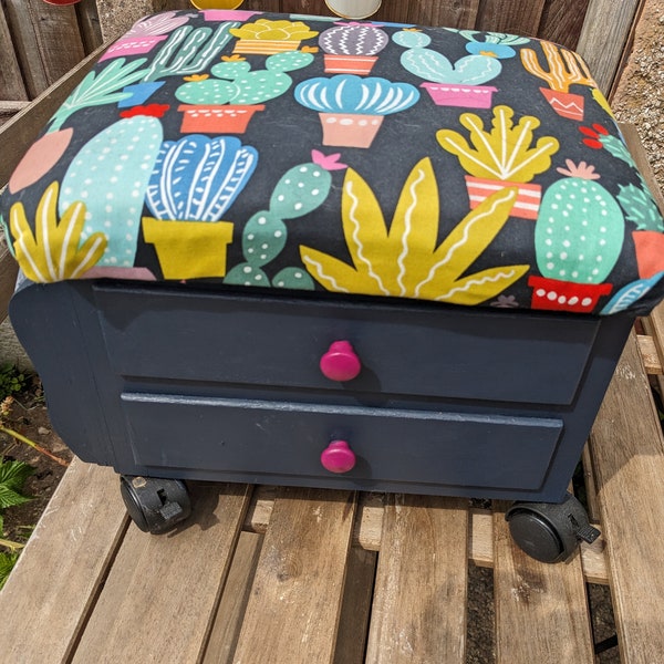 Sewing/craft storage caddy, sewing craft box with cactus fabric on top