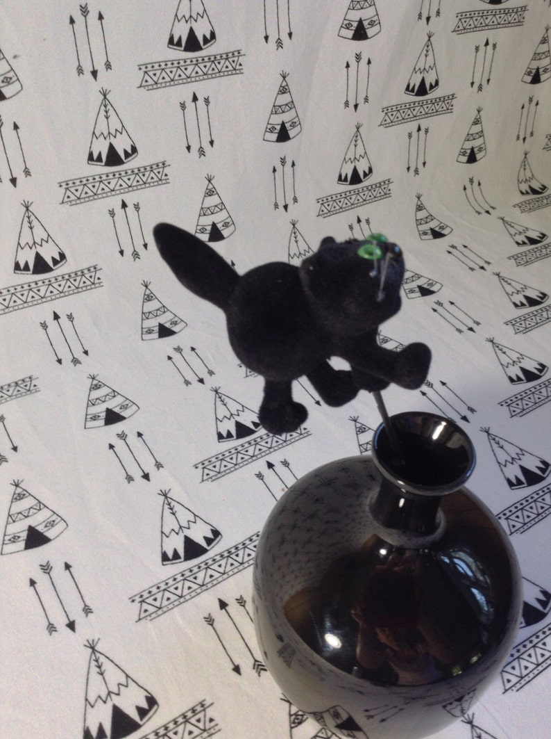 Scaredy Cat~Black Felt~Set of Three~Halloween Decoration~Green Eyes~Black Cat Cake Topper