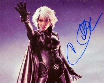 Halle Berry Signed Photo - W/COA