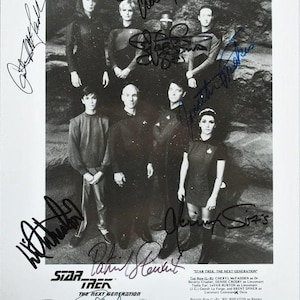 ガンズ・アンド・ローゼズ メンバーサイン入り写真+証明書 アクセル・ローズ＆スラッシュ直筆サイン入り写真2枚 - ガンズ