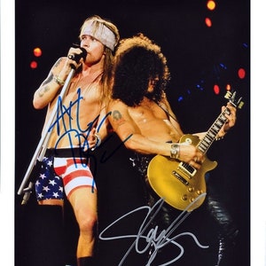 ガンズ・アンド・ローゼズ メンバーサイン入り写真+証明書