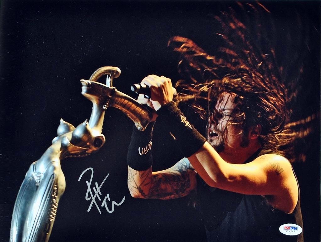 ジョナサン・デイヴィス 直筆サイン入りミニポスター &Korn20周年記念ピック ジョナサン・デイヴィス 直筆サイン入りミニポスター &Korn20周年記念