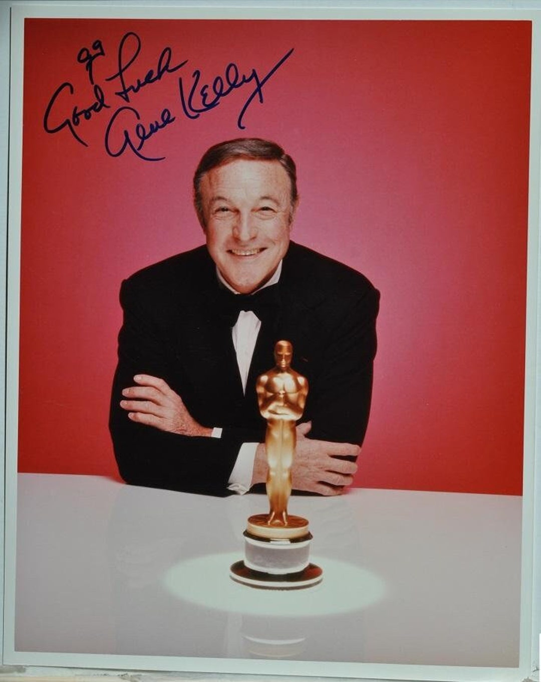 ジーン・ケリー直筆サイン入り写真 - ザナドゥ - 雨に唄えば（COA付き