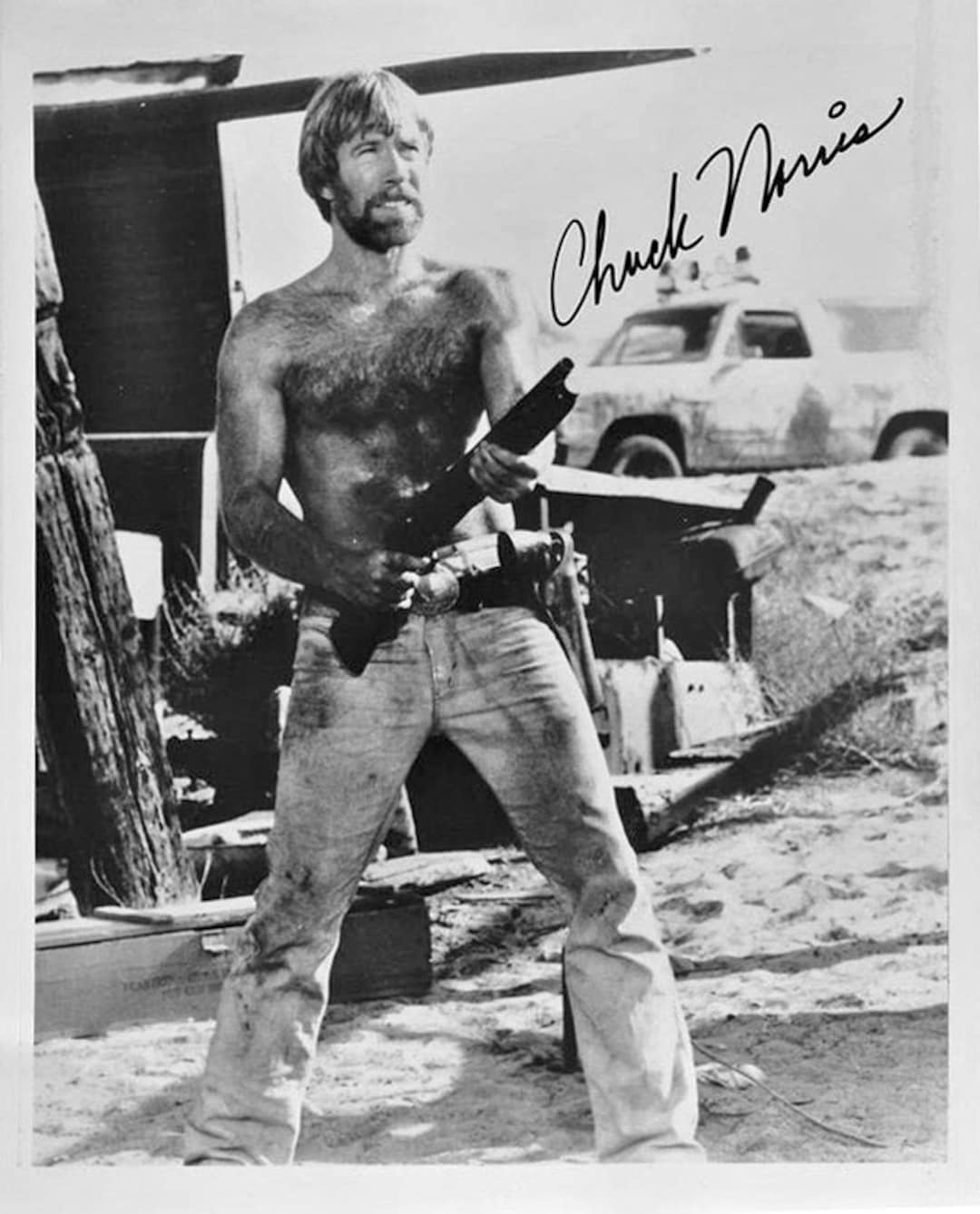 【Shiii】 NORRIS Chuck Norris Autographed 16x20 Close Up Invasion U.S.A Photo