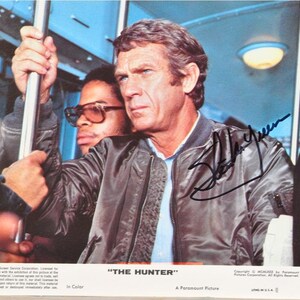 Steve McQueen Signiertes Foto - The Hunter - Rare W/COA