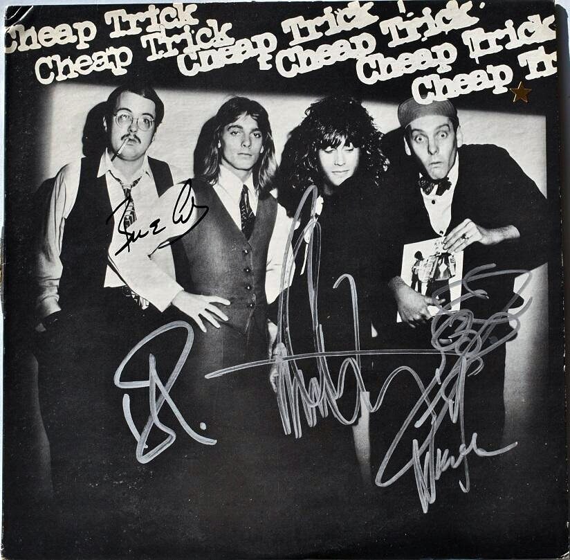 レア　チープトリック直筆　サイン　CD cheap trick il_fullxfull.5512807230_qgkf.jpg