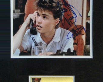 ジョニー・デップのサイン入り8x10ショコラ・ルー写真 - Etsy 日本