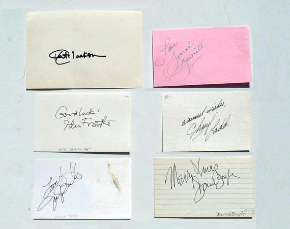 チャーリーズ・エンジェル キャストサイン入りフィギュア X6 – ファラ