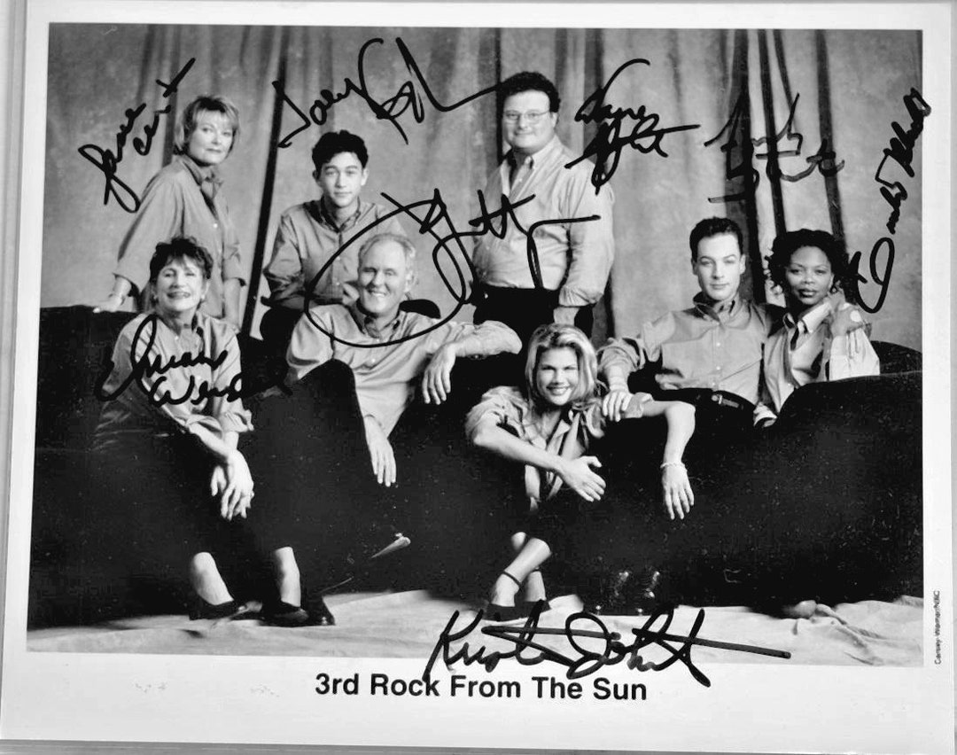 3rd Rock From the Sun Cast Signed Photo X8 - John Lithgow, Kristen