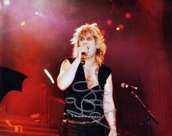 Signiertes Foto von Ozzy Osbourne – Black Sabbath – mit Echtheitszertifikat