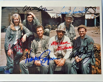 MASH Cast Signed Photo X6 - M*A*S*H* - Alan Alda, McLean Stevenson, Loretta Swit + - W/COA
