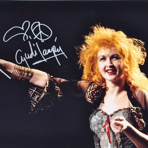 チャック・ノリス直筆サイン入り写真 - 行方不明、COA付き - Etsy 日本