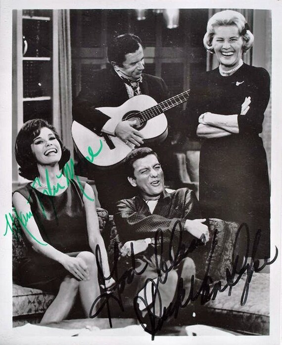 Dick Van Dyke & Mary Tyler Moore Signed Photo - Dick Van Dyke Show - W/COA  - Etsy