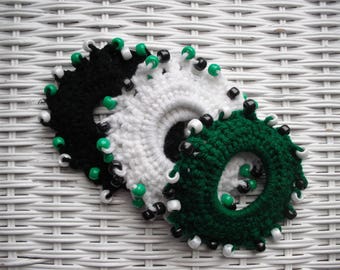 crochet scrunchies with beads