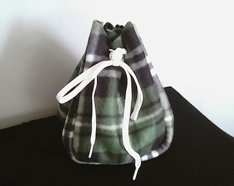 Bolsa de tela para guardar objetos pequeños o bolsa de regalo reutilizable.