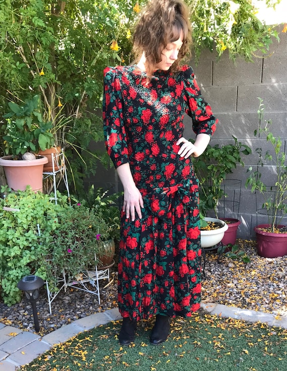 80s Smocked Bodice Dress / Vintage Floral Dress /