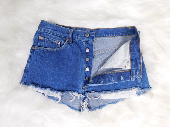 80's Levis 501 Button fly Cut-off Jean Shorts - image 4