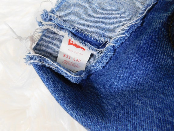 80's Levis 501 Button fly Cut-off Jean Shorts - image 7