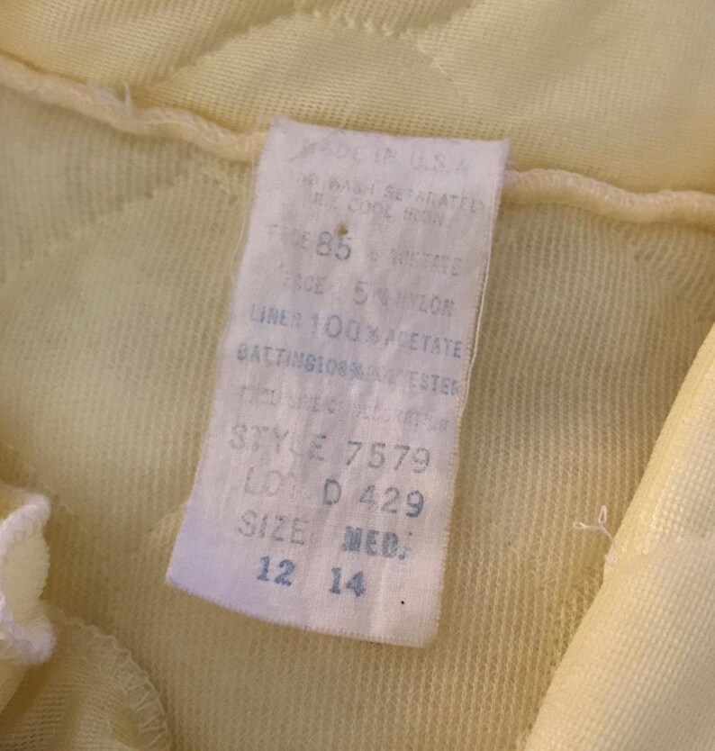 60s 70s Quilted Robe Vintage Yellow Housecoat with Floral Embroidery Trim Yellow Puffy Quilted Maxi Cinch waist Housecoat Robe