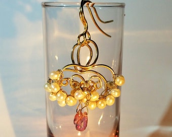 Gold Pearl Earrings, Pearl Earrings,Wedding Earrings, Bridal Earrings, Hammered swirl earrings with ivory pearls,Gift For Her, June Birthday