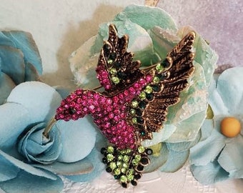 Hummingbird Brooch - Vintage Brooch - Pink Rhinestone Hummingbird Brooch - Gold Brooch - Gift For Her - Birthday Gift