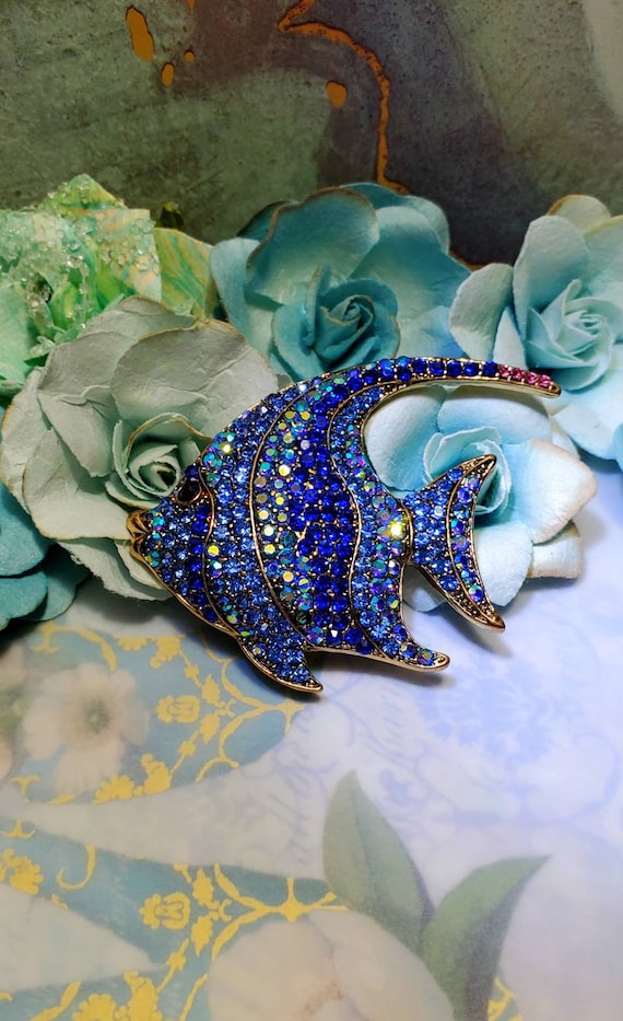 Blue Angel Fish Brooch Pin, Beautiful Rhinestone … - image 2