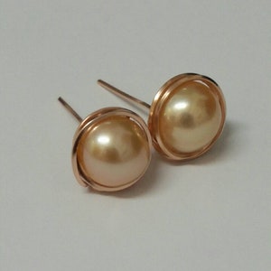 Large Blush Pink Pearl Earrings, 14K Rose Gold Filled Earrings ,Pink Pearl Earrings,,Gold Pearl Studs, Pink Freshwater Pearls,June Birthday