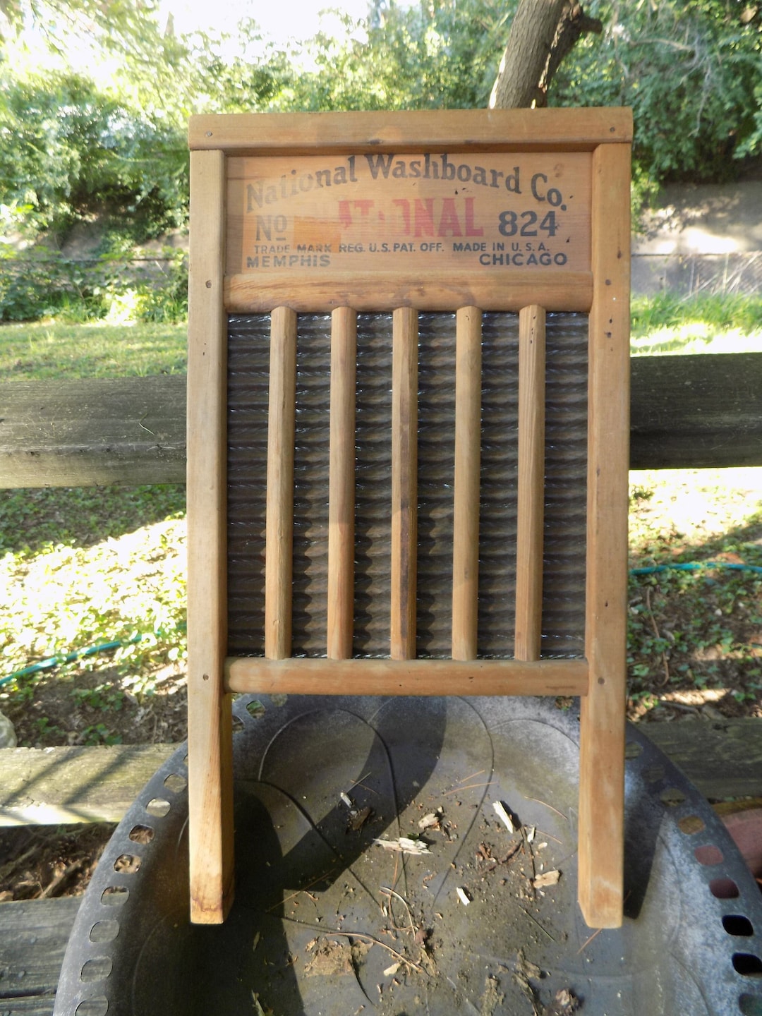 Vintage the Silver King National Wooden Washboard Co. Top Notch Soap Saving Sanitary Front Drain