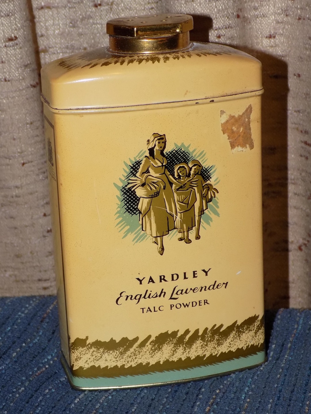 Vintage Yardley English Lavender Talc Powder/w Some A