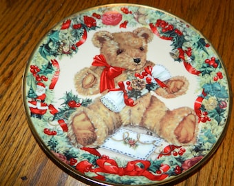 Margaret Keane Collectible Plate: Pu's Polar Playground, Franklin