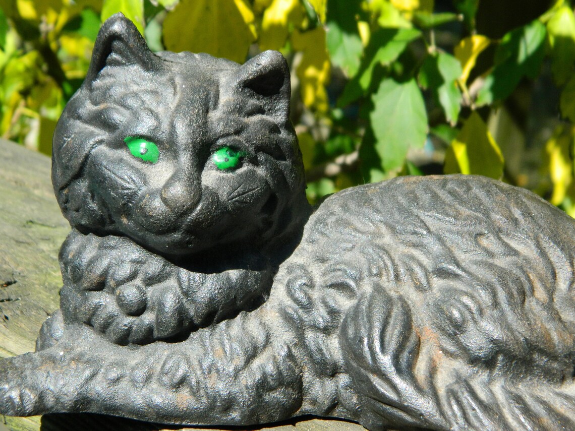 large black cat statue