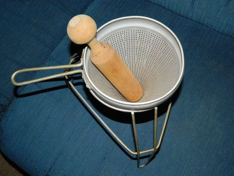 Tomato Strainer Sieve Juice Sauce or Jam Maker A Jelly Cone Shaped Juicer wMetal Pedestal Stand /& Wood Pestle Vintage Aluminium Fruit