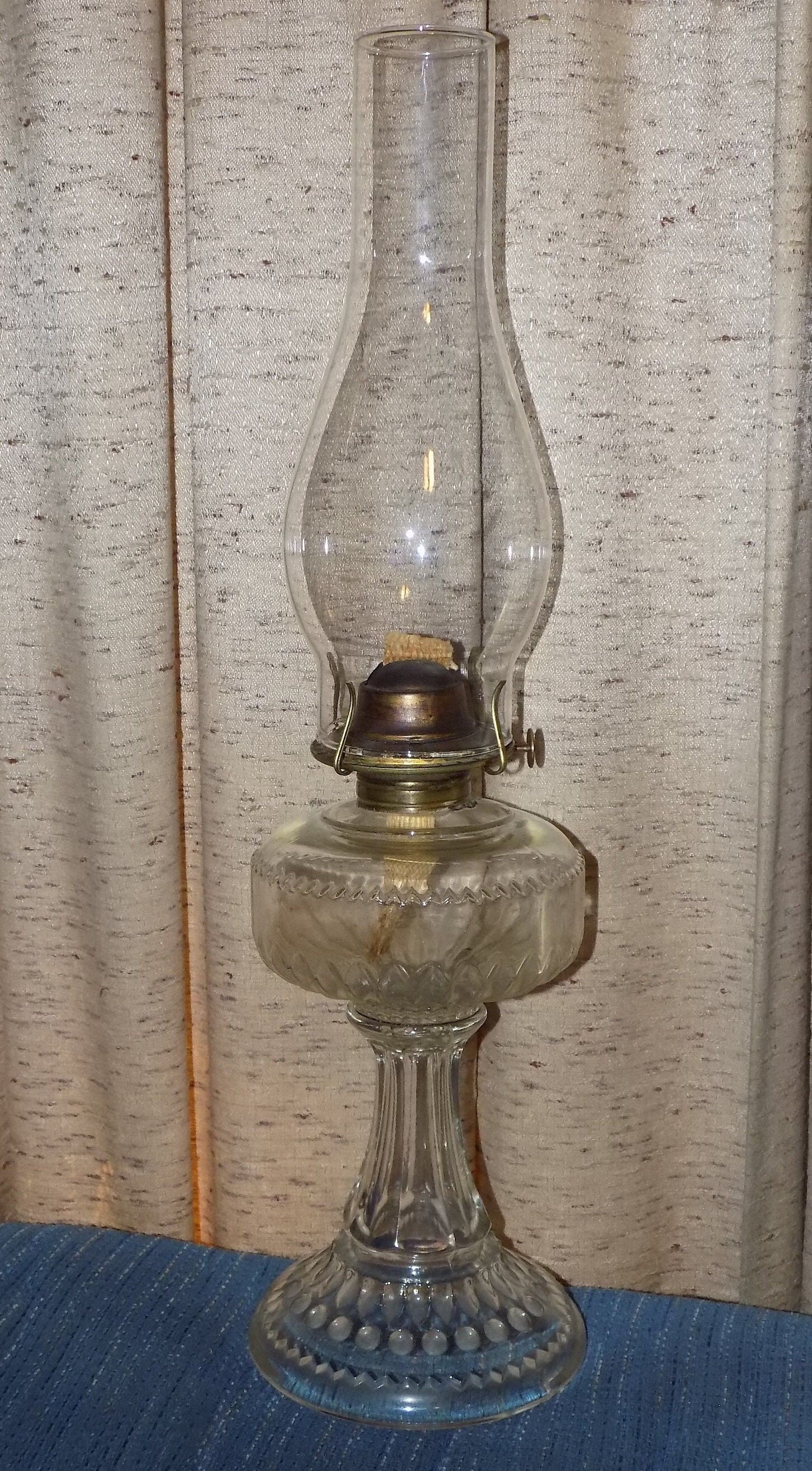 Large Glass Kerosene Oil Lamp Lantern Vintage Four-Claw Oil Lamps for Indoor  Use Decor Chamber Hurricane Lamp Home Lighting Clear Kerosene Lamp Lanterns  